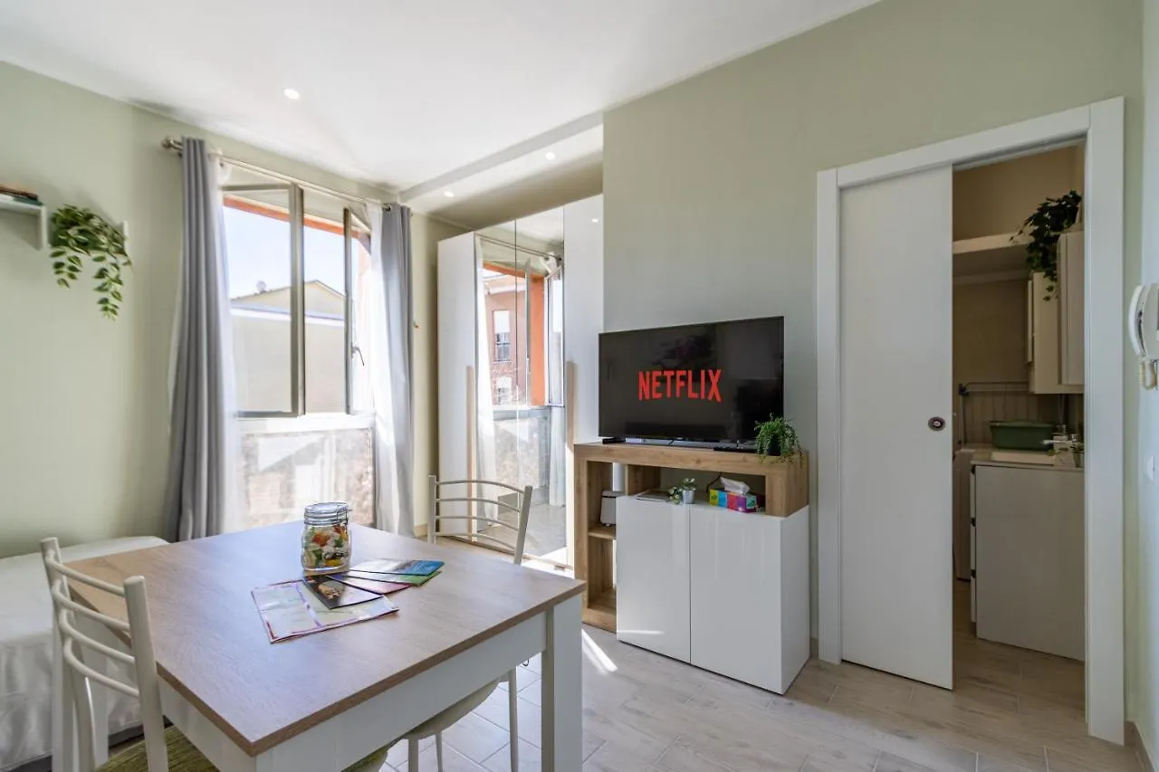 Monza-Station Wi-Fi E Smart-Tv.アパートメント 0*, モンツァ イタリア