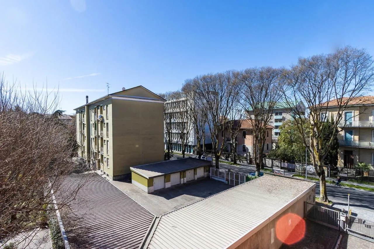 Appartamento Monza-Station Wi-Fi E Smart-Tv. 0*, Monza Italia